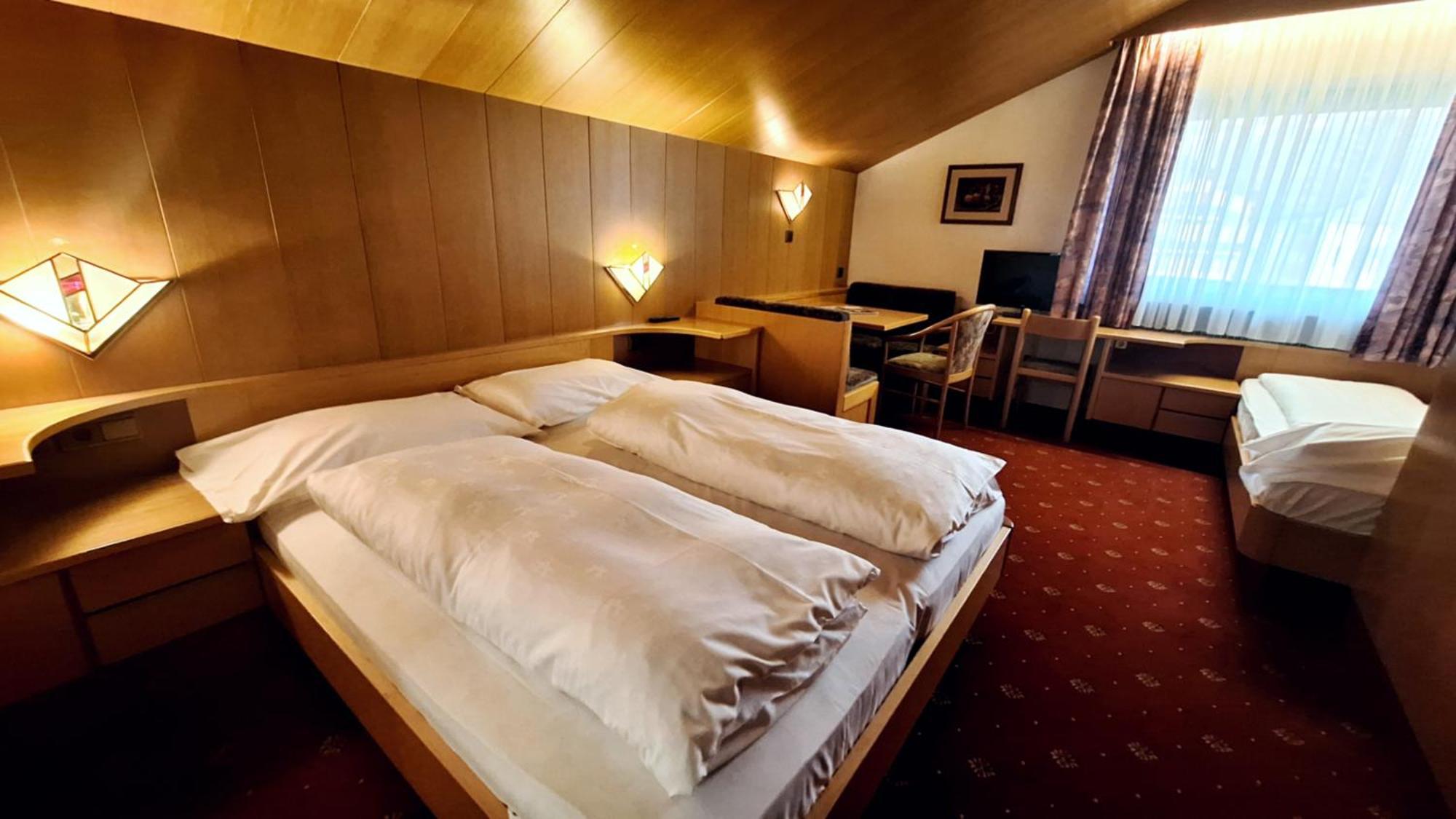 Hotel Hubertushof Випитено Екстериор снимка