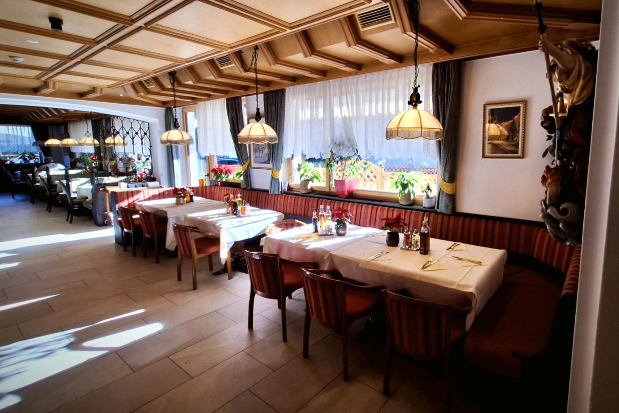 Hotel Hubertushof Випитено Екстериор снимка