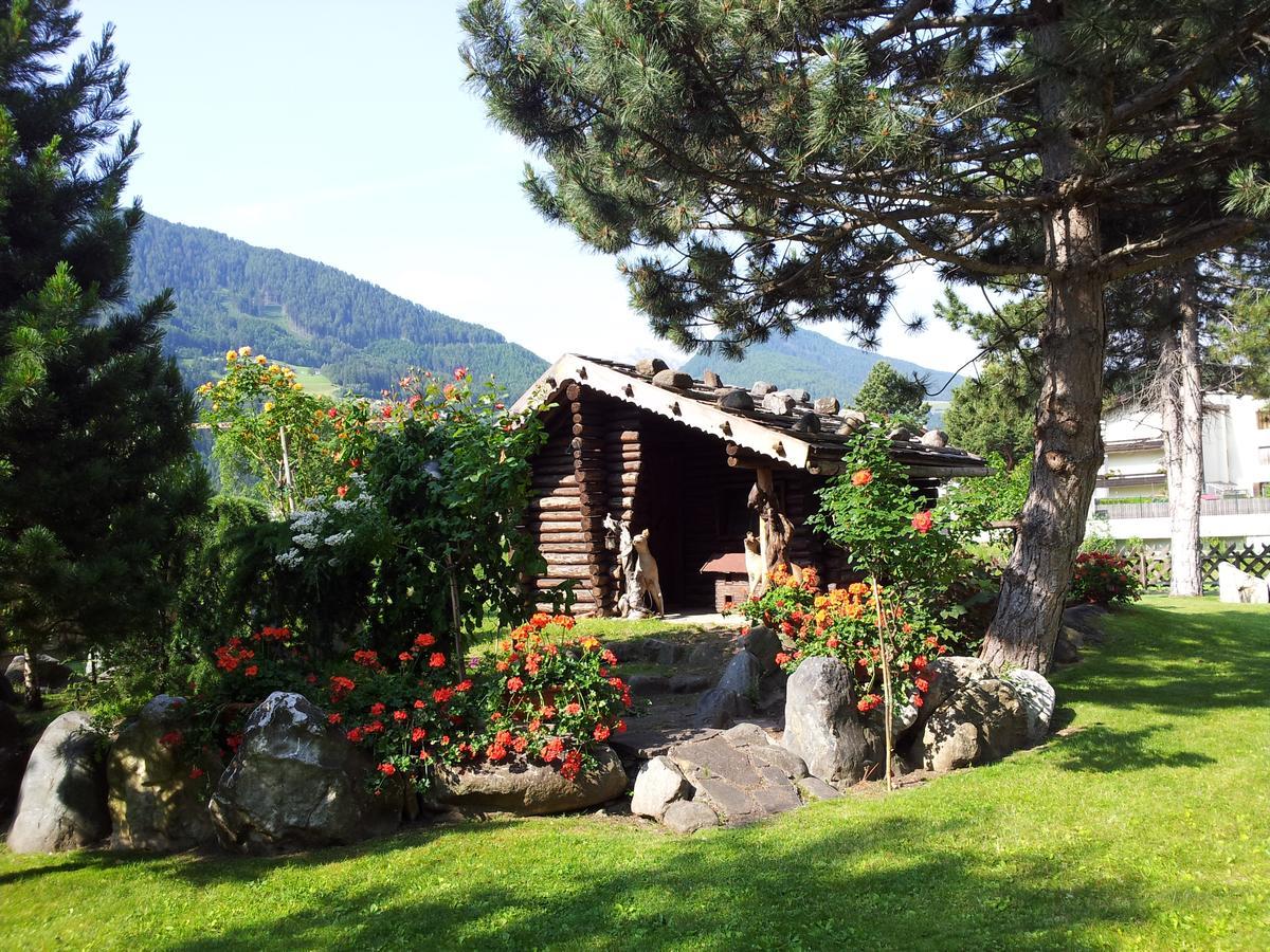 Hotel Hubertushof Випитено Екстериор снимка