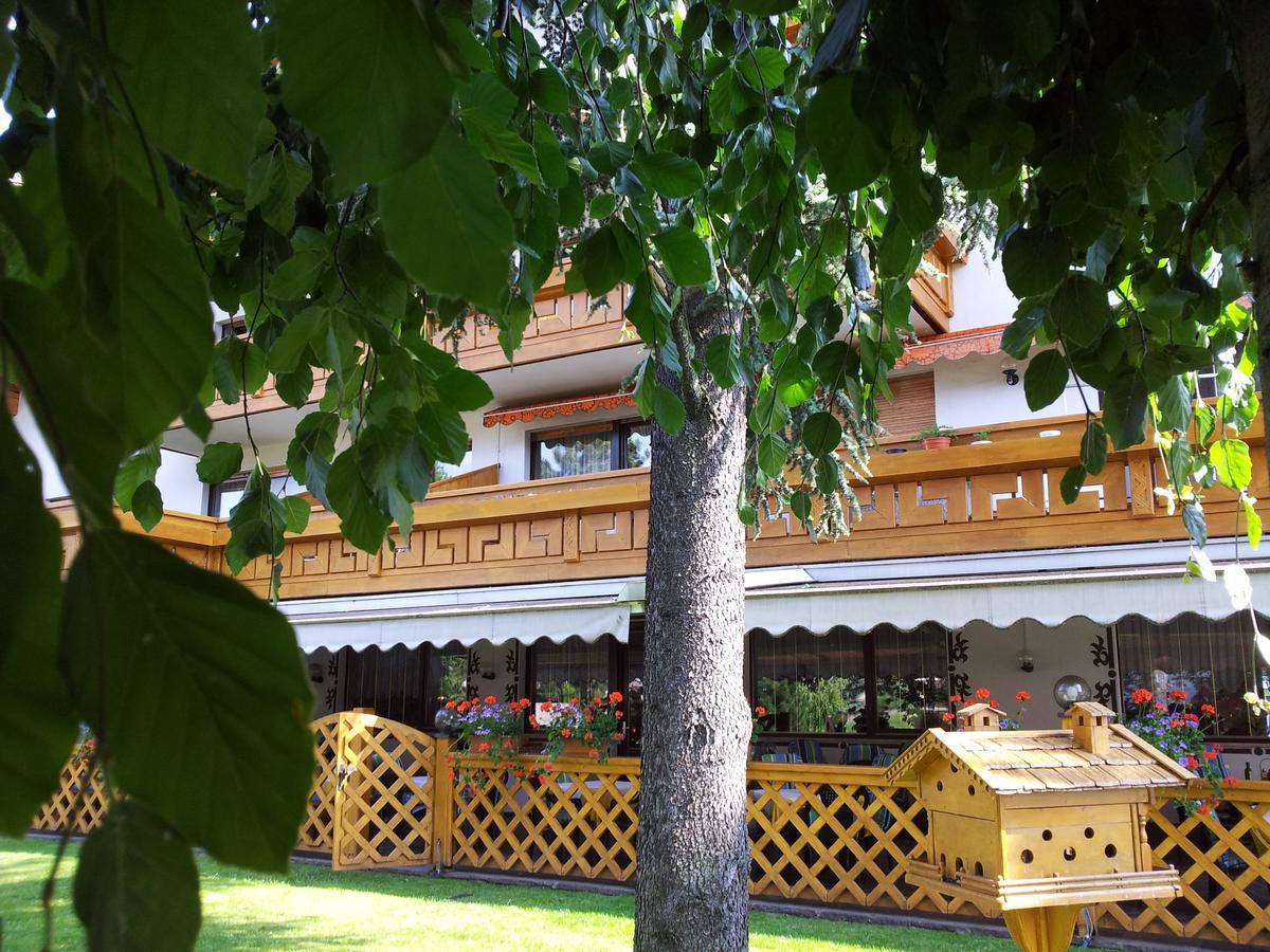 Hotel Hubertushof Випитено Екстериор снимка